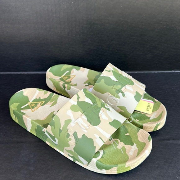 New GUESS UNISEX  Logo Beach Sandals SZ 42 - Picture 1 of 5